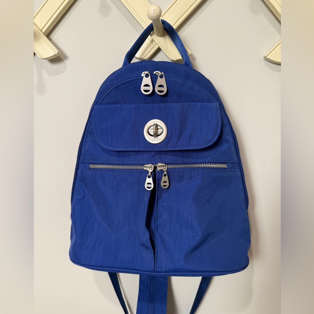 Baggallini Naples Convertible Backpack